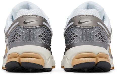 耐克Air Zoom Vomero 5 '金属锡' FJ4151-006 Details for 耐克Air Zoom Vomero 5 '金属锡' FJ4151-006