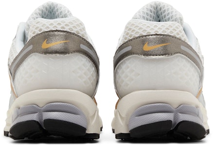 Nike Air Zoom Vomero 5 'Metallic Pewter Emas' HJ7247-099 Details for Nike Air Zoom Vomero 5 'Metallic Pewter Emas' HJ7247-099