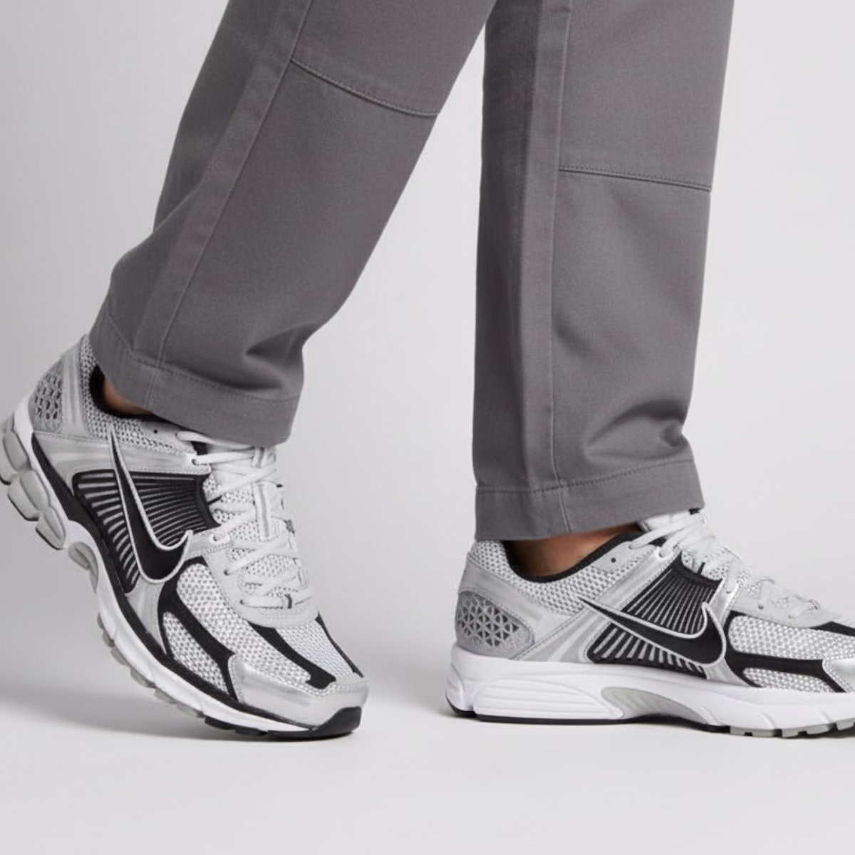 Nike Air Zoom Vomero 5 'Metallic Silver Black'