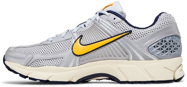 나이키 에어 줌 보메로 5 '플래티넘 레이저 오렌지' FJ4151-001 Lookbook 나이키 에어 줌 보메로 5 '플래티넘 레이저 오렌지' FJ4151-001