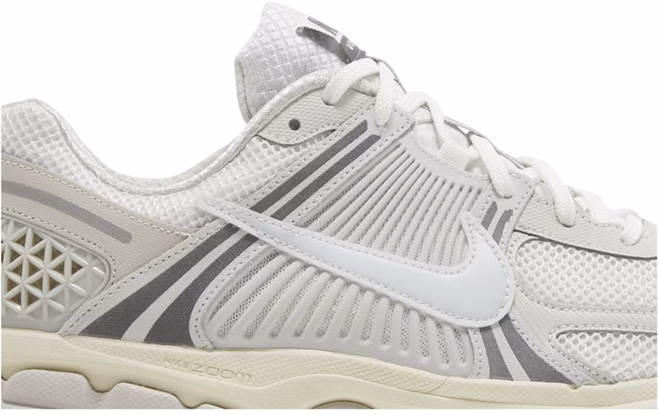 Nike Air Zoom Vomero 5 'Platinum Tint' HF0731-007 Lookbook Nike Air Zoom Vomero 5 'Platinum Tint' HF0731-007