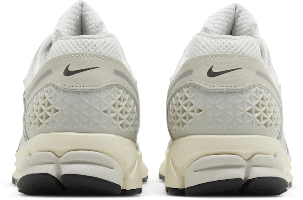 Nike Air Zoom Vomero 5 'Platinum Tint' HF0731-007 Sizing Nike Air Zoom Vomero 5 'Platinum Tint' HF0731-007
