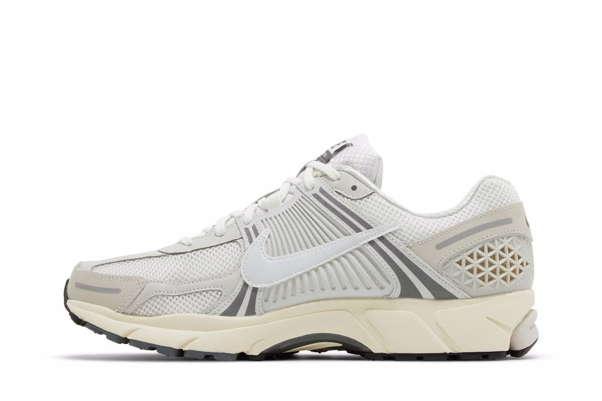 Nike Air Zoom Vomero 5 'Platinum Tint'