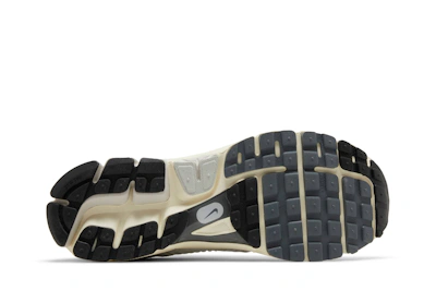 Nike Air Zoom Vomero 5 'Platinum Tint'