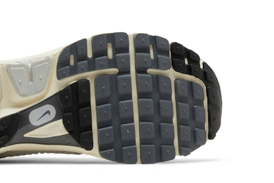 Nike Air Zoom Vomero 5 'Platinum Tint'