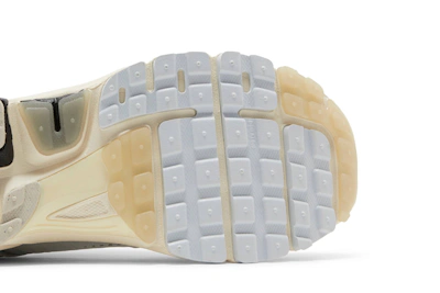 Nike Air Zoom Vomero 5 'Supersonic'