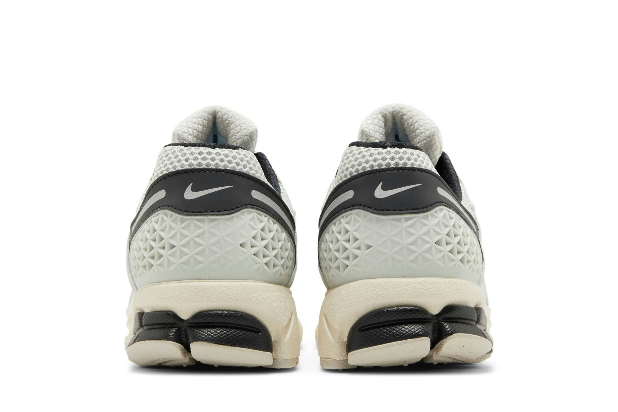 Nike Air Zoom Vomero 5 ‘Supersonic’ FN7649-110