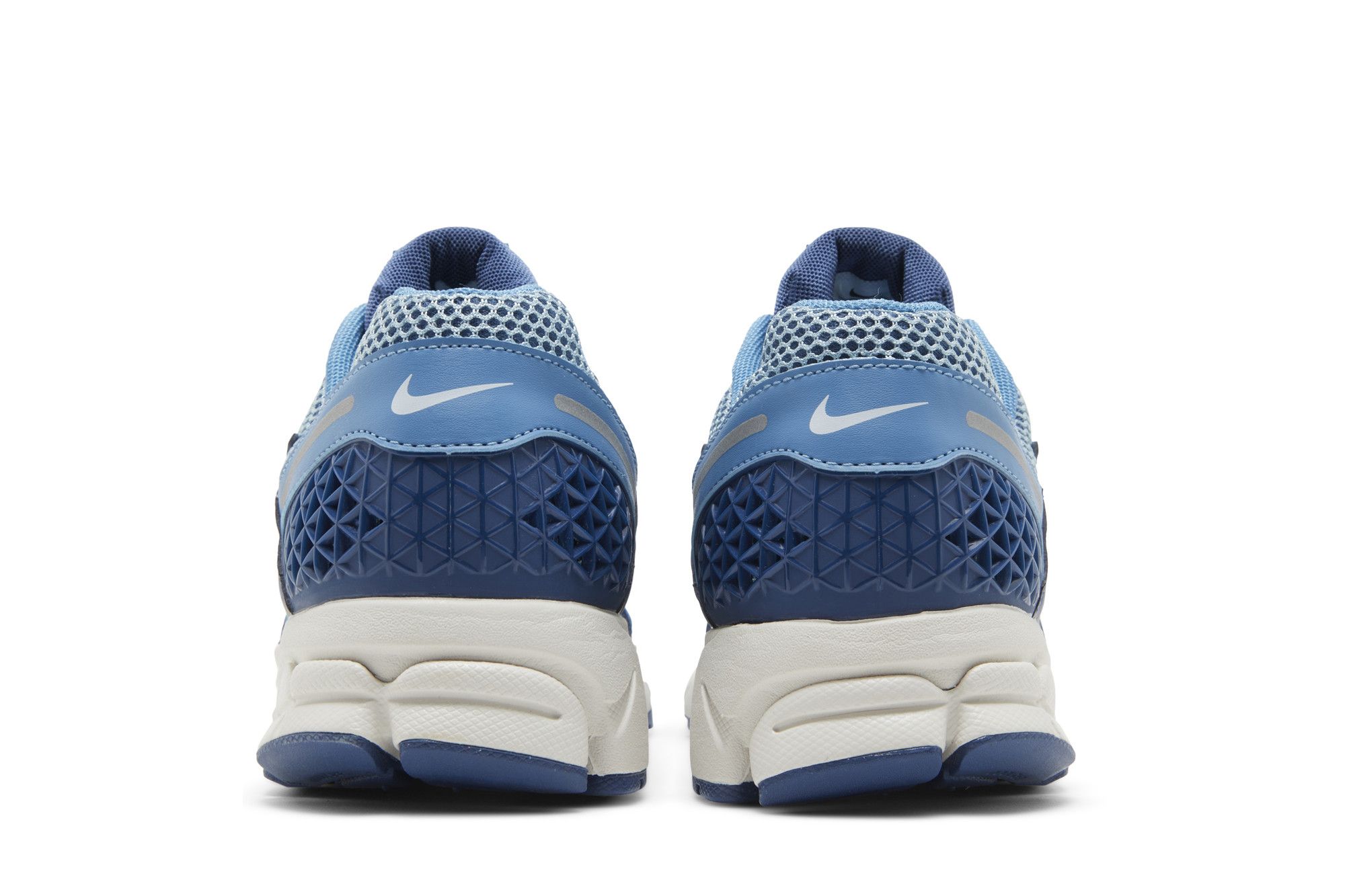 Sizing 耐吉 Air Zoom Vomero 5「Worn Blue」FB9149-400