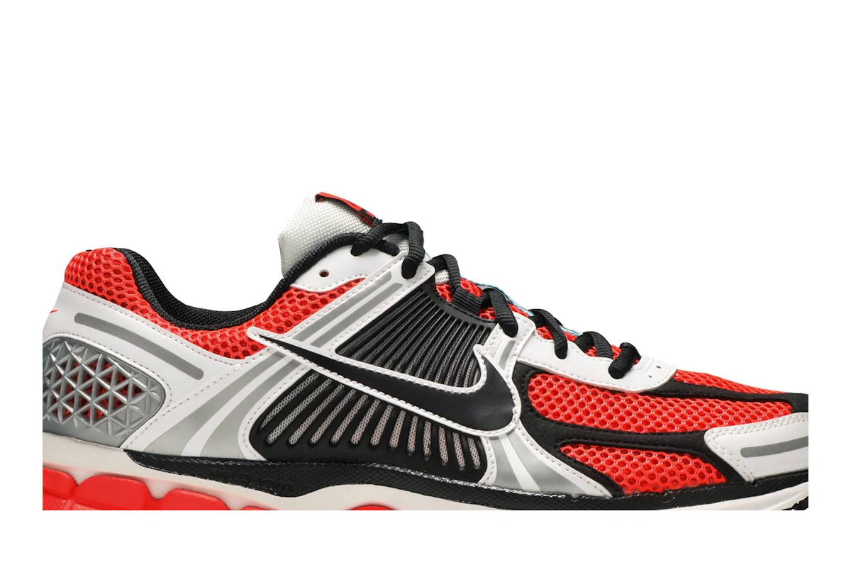 Nike Air Zoom Vomero 5 SE 'Bright Crimson'