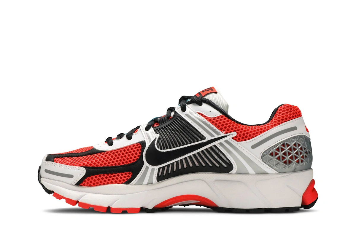 Nike Air Zoom Vomero 5 SE 'Bright Crimson'
