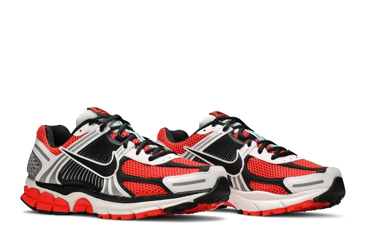 Nike Air Zoom Vomero 5 SE 'Bright Crimson'