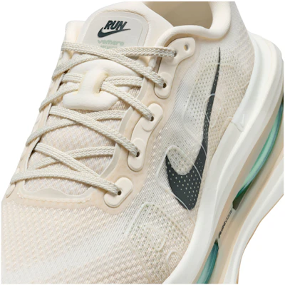 Nike Vomero Premium ''Pale Ivory Sanddrift Jade Horizon'' Lelaki & Wanita. HQ2050-106 Details for Nike Vomero Premium ''Pale Ivory Sanddrift Jade Horizon'' Lelaki & Wanita. HQ2050-106
