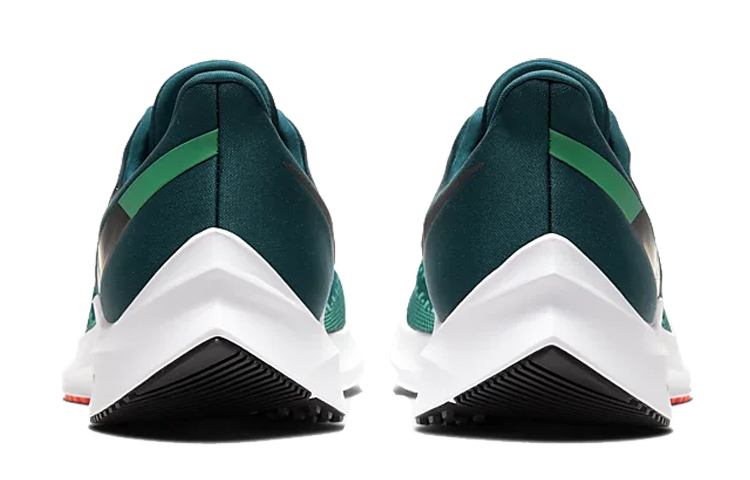 Shop 耐吉 Zoom Winflo 6 緩震 競速運動 回彈 低幫 跑步鞋 男女同款 海神綠