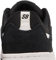 Nike Alleyoop SB 'Hitam Putih' CJ0882-001 Sizing Nike Alleyoop SB 'Hitam Putih' CJ0882-001