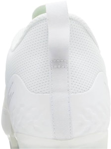 Nike Alpha Huarache 8 Pro 'Putih Metalik Perak' CW4439-100 Sizing Nike Alpha Huarache 8 Pro 'Putih Metalik Perak' CW4439-100