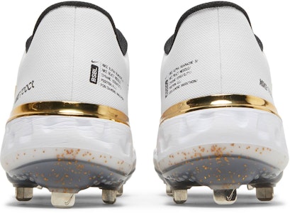 Nike Alpha Huarache Elite 3 Low 'Putih Emas Metalik' CV3552-106 Details for Nike Alpha Huarache Elite 3 Low 'Putih Emas Metalik' CV3552-106