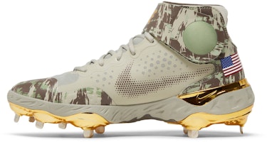 Nike Alpha Huarache Elite 3 Mid 'Hari Angkatan Bersenjata 2022' DA1675-090 Lookbook Nike Alpha Huarache Elite 3 Mid 'Hari Angkatan Bersenjata 2022' DA1675-090