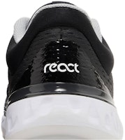 Nike Alpha Huarache Elite 4 Low 'Hitam Kelabu Asap Gelap' DJ6521-011 Sizing Nike Alpha Huarache Elite 4 Low 'Hitam Kelabu Asap Gelap' DJ6521-011