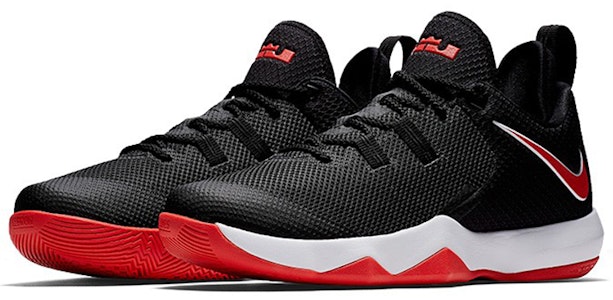 Nike Ambassador 10 X Bred Released 使節10 低筒籃球鞋 男款 黑紅 Lookbook Nike Ambassador 10 X Bred Released 使節10 低筒籃球鞋 男款 黑紅