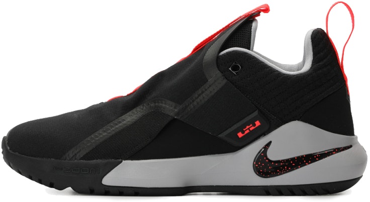 nike-ambassador-11-black-ao-2920-001