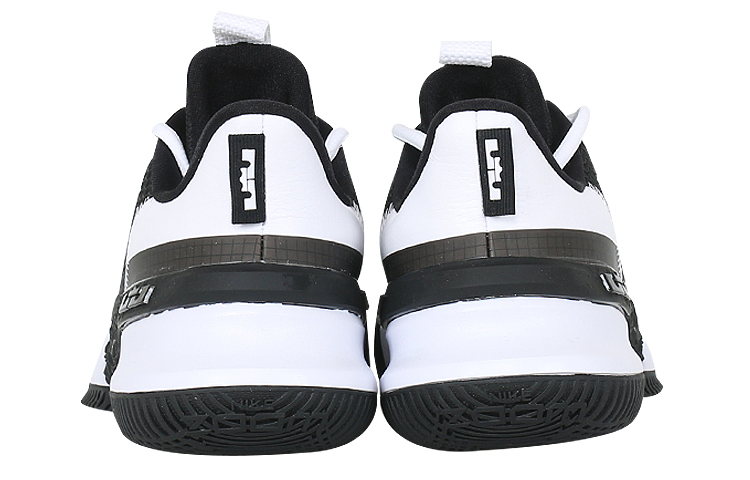 Lookbook Nike Ambassador 13 'Hitam Putih' CQ9329-003