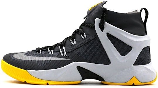 Nike Ambassador 8 'Hitam Abu-Abu Kuning' 818678-007 Buy Nike Ambassador 8 'Hitam Abu-Abu Kuning' 818678-007