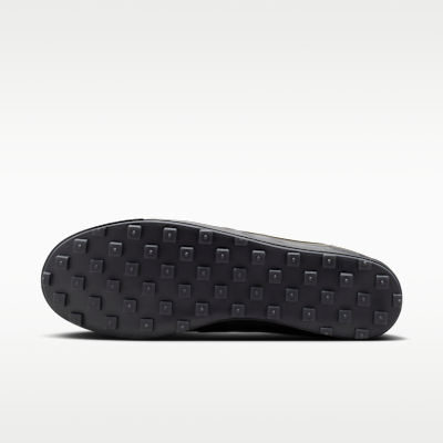 Lookbook Nike Astrograbber Leather Black/Seal Brown/Baroque Brown IO9910-001