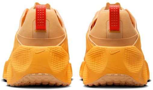 나이키 아바 로버 '셀레스티얼 골드 브라이트 크림슨' DX4215-205 Lookbook 나이키 아바 로버 '셀레스티얼 골드 브라이트 크림슨' DX4215-205