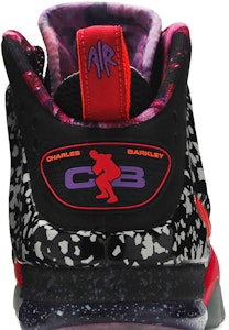 Nike Barkley Posite Max 'Area 72' Sneakers Basketball Pria 588527-060 Sizing Nike Barkley Posite Max 'Area 72' Sneakers Basketball Pria 588527-060