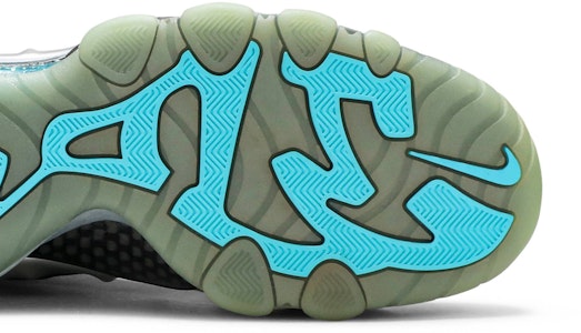 Nike Barkley Posite Max Perak Metalik Biru Gamma 555097-040 Purchase Nike Barkley Posite Max Perak Metalik Biru Gamma 555097-040