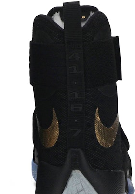 Nike Baloncesto LeBron Kyrie Cuatro Gana Juego 5 Paquete del Campeonato 41s 925430-900 8