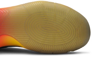 耐克篮球勒布朗凯里四胜五场四十一冠军包 925430-900 Details for 耐克篮球勒布朗凯里四胜五场四十一冠军包 925430-900