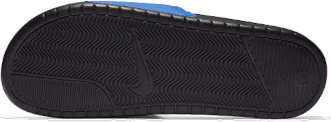 Chanclas Unisex Nike Benassi JDI Mismatch Moda Azul Negro 'Black'. 818736-074 Lookbook Chanclas Unisex Nike Benassi JDI Mismatch Moda Azul Negro 'Black'. 818736-074