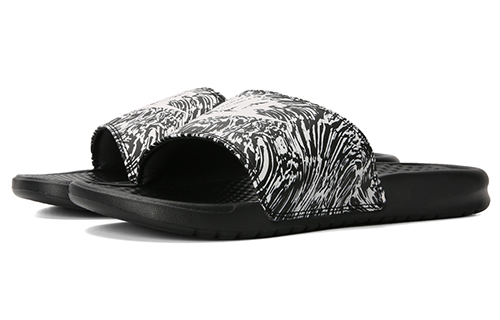 Lookbook Nike Benassi JDI Print 'Selipar Hitam' 631261-006-YC