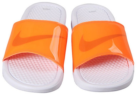 Nike Benassi Jdi 印花橙色拖鞋 Lookbook Nike Benassi Jdi 印花橙色拖鞋