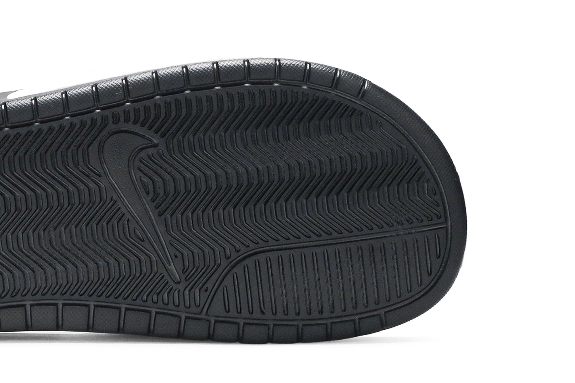 Details for Nike Benassi Slippers ''Wit'' 343880-100