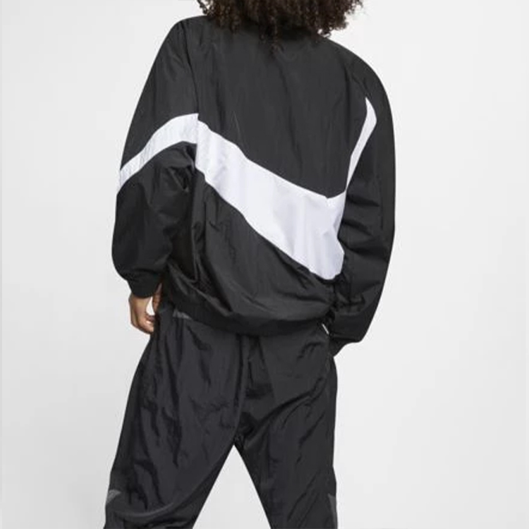 Purchase 耐克大勾复古拼色运动夹克黑色运动外套 AR3132-010