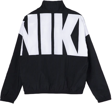 Nike Jaket Warna Hitam dengan Logo Print Colorblock CW7349-010 Lookbook Nike Jaket Warna Hitam dengan Logo Print Colorblock CW7349-010