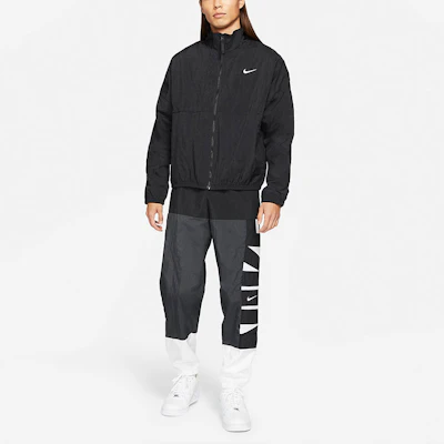 Nike Jaket Warna Hitam dengan Logo Print Colorblock CW7349-010 Shop Nike Jaket Warna Hitam dengan Logo Print Colorblock CW7349-010