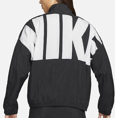 Nike Jaket Warna Hitam dengan Logo Print Colorblock CW7349-010 Details for Nike Jaket Warna Hitam dengan Logo Print Colorblock CW7349-010