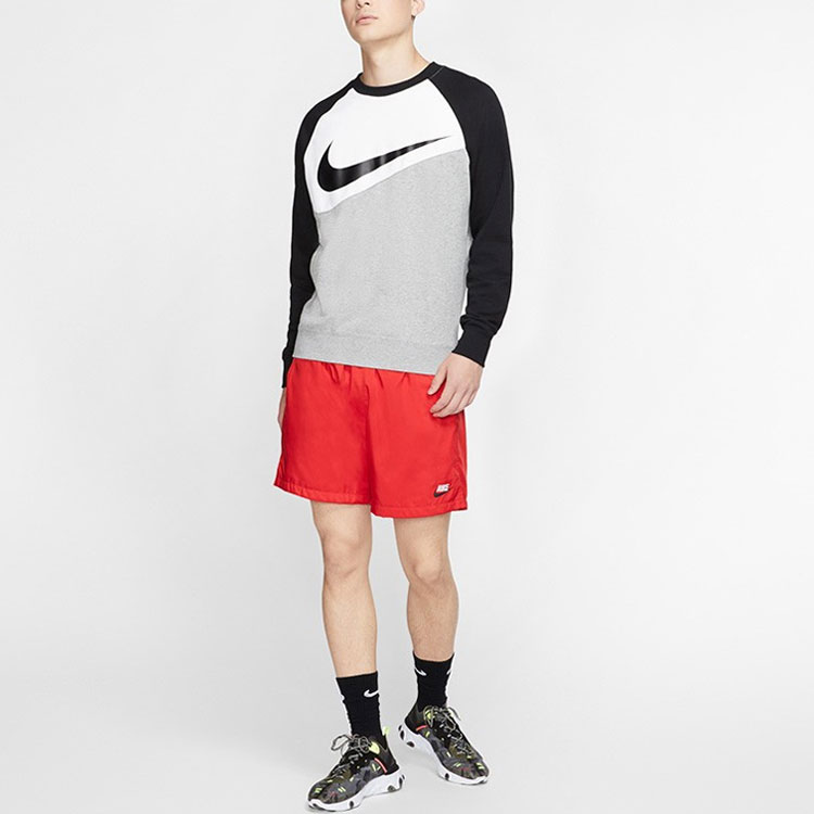 Nike Black Oversized Swoosh Patchwork Crewneck Sweatshirt BV5305-064 圖 4