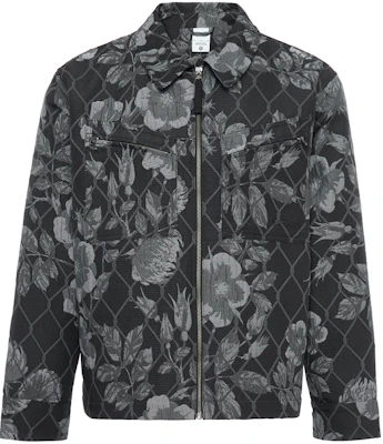 Nike 黑色印花防水多口袋休閒夾克 FN2673-010 Order Nike 黑色印花防水多口袋休閒夾克 FN2673-010