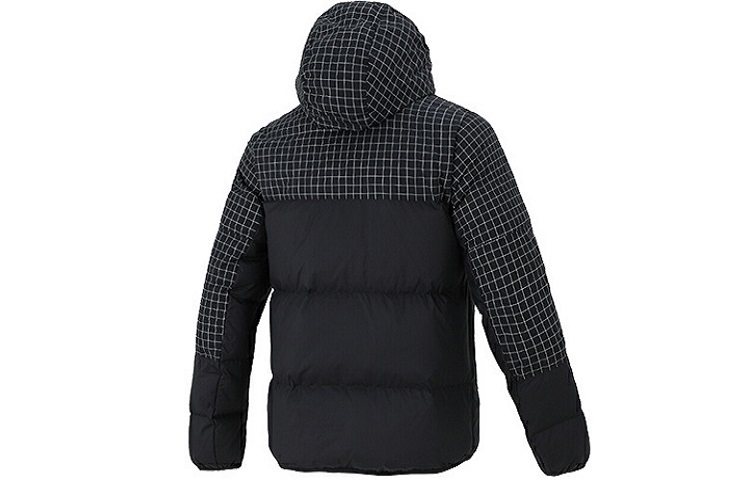 Lookbook 耐克黑色绗缝连帽羽绒服冬季运动装 DD6964-010