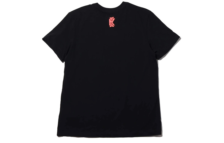 Lookbook Nike 黑色海綿寶寶派大星印花復古短袖T恤 CJ9267-010