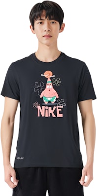 Nike 黑色海綿寶寶派大星印花復古短袖T恤 CJ9267-010 Sizing Nike 黑色海綿寶寶派大星印花復古短袖T恤 CJ9267-010