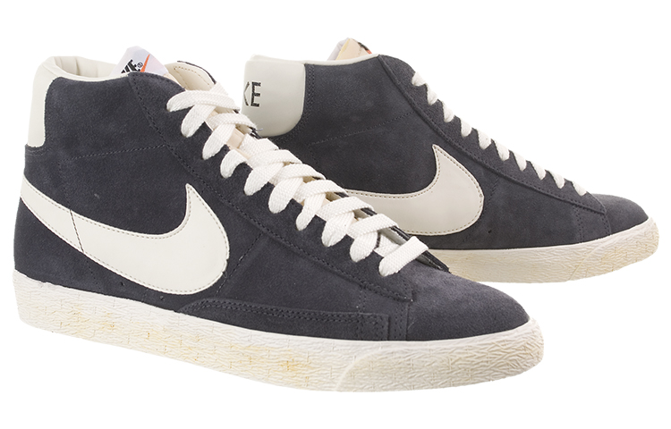 Order Nike Blazer High Suede ''Gridiron'' en Daim 344344-001