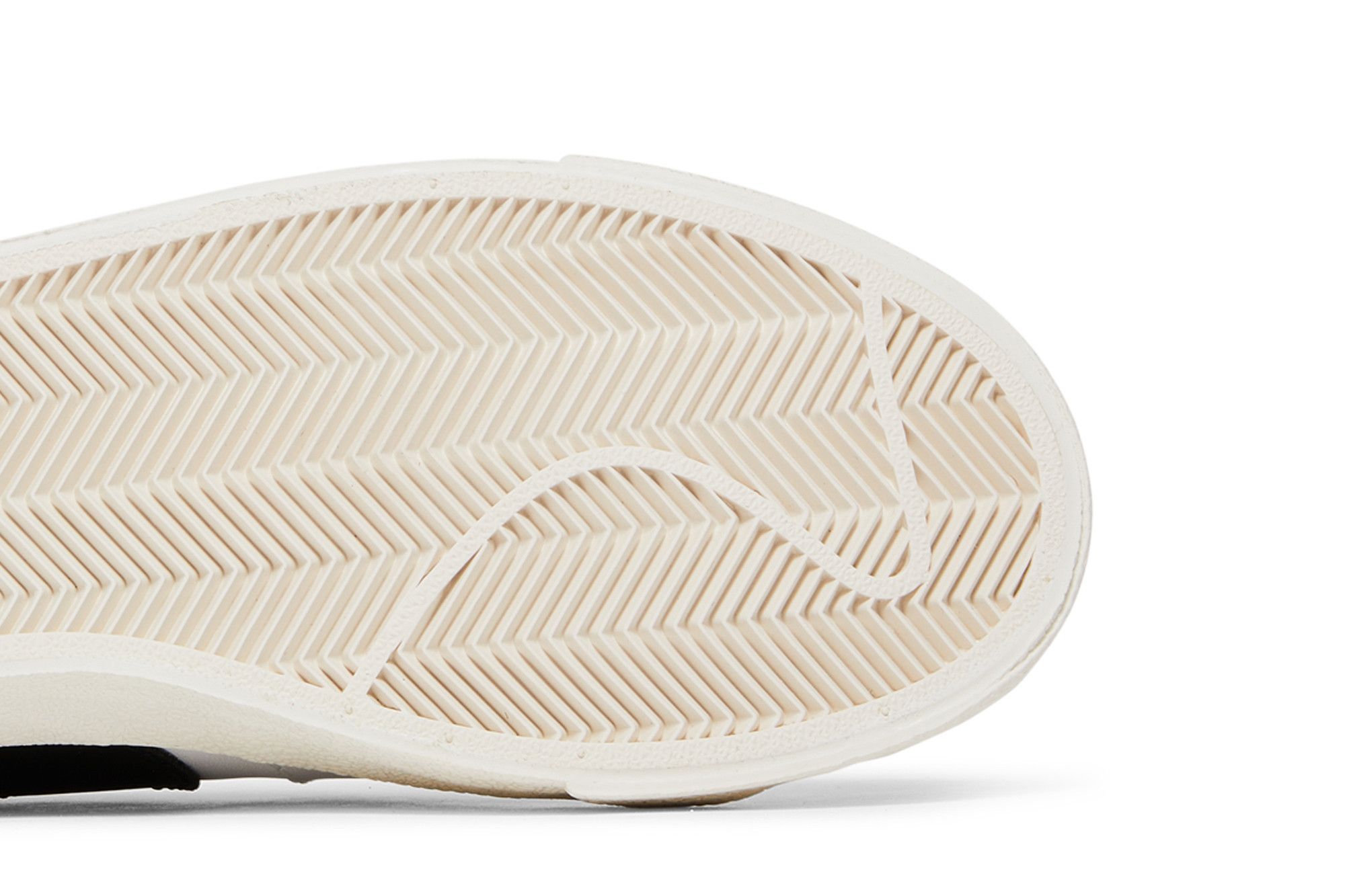 Sizing 나이키 블레이저 로우 77 점보 '화이트 블랙' DN2158-101