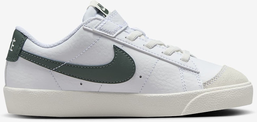 (Youth) Nike Blazer Low ‘77 'White Sail Vintage' DA4075-124 Lookbook (Youth) Nike Blazer Low ‘77 'White Sail Vintage' DA4075-124