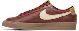Lookbook Nike Blazer Low '77 EMB 'Diperiksa oleh Swoosh' DQ7670-200