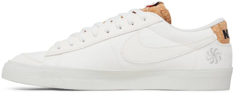 耐克Blazer Low '77 高档版 '软木' DV7231-001 Lookbook 耐克Blazer Low '77 高档版 '软木' DV7231-001